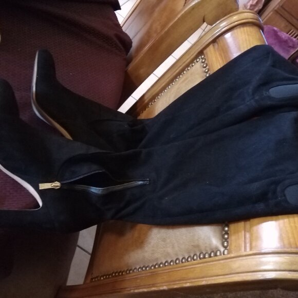 Ivanka Trump Thigh High Boots - Picture 5 of 11